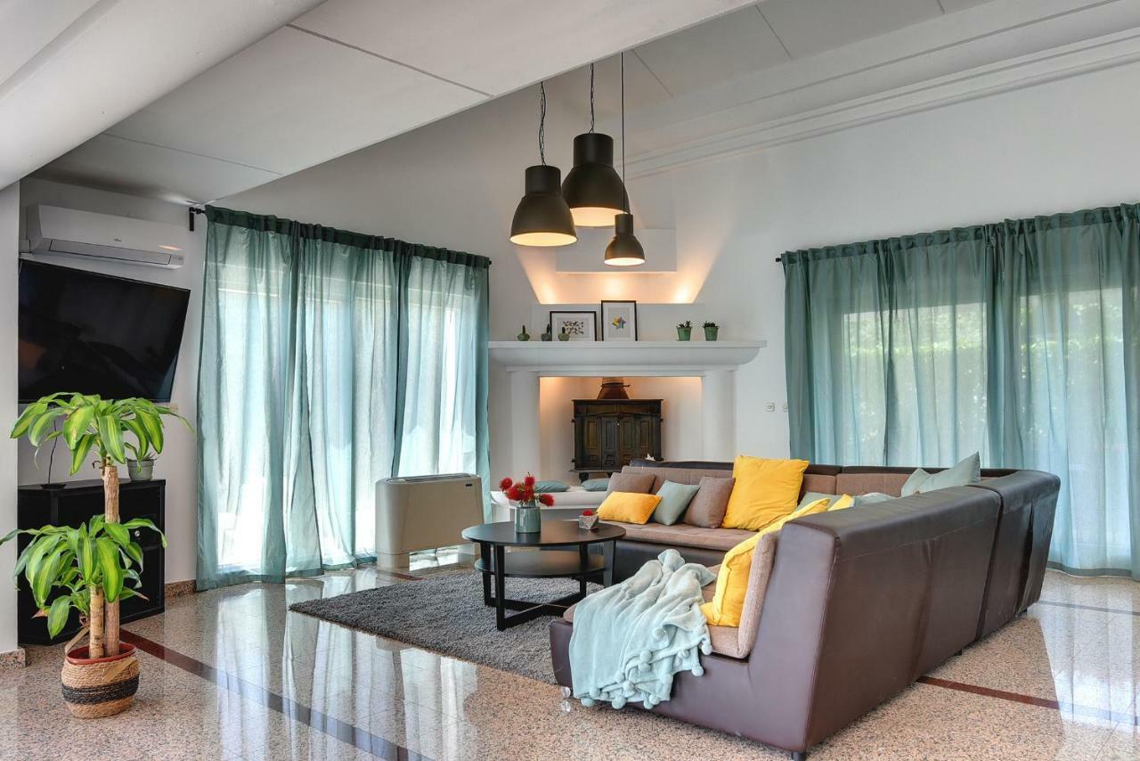 Villa Mutila 梅杜林 外观 照片